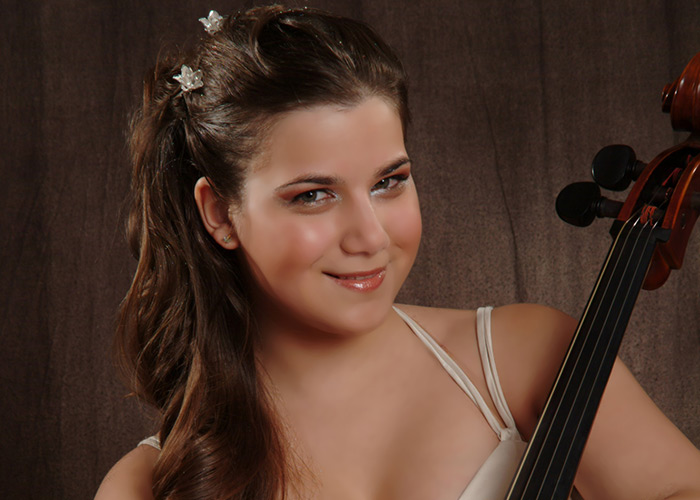 Anita Balazs (violoncelle)